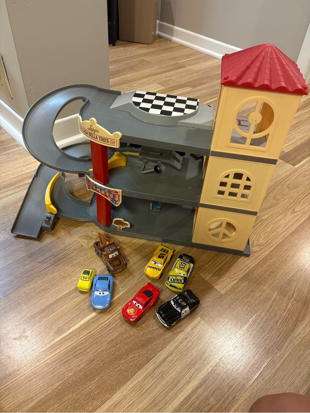 Cars Movie Garage Toy From 2006 Disney Pixar Cars